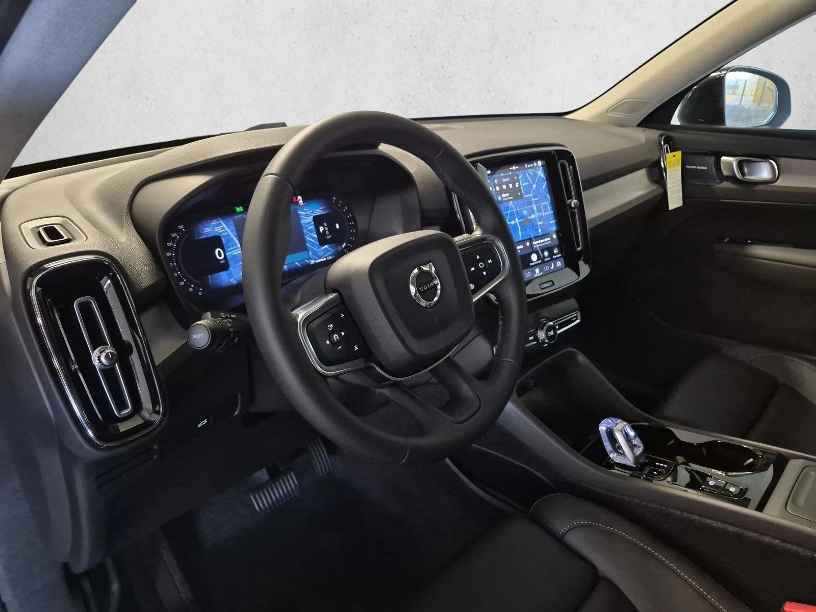 New 2026 Volvo XC40 Ultra SUV