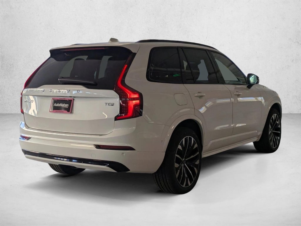New 2026 Volvo XC90 plug-in hybrid Ultra Dark Theme SUV