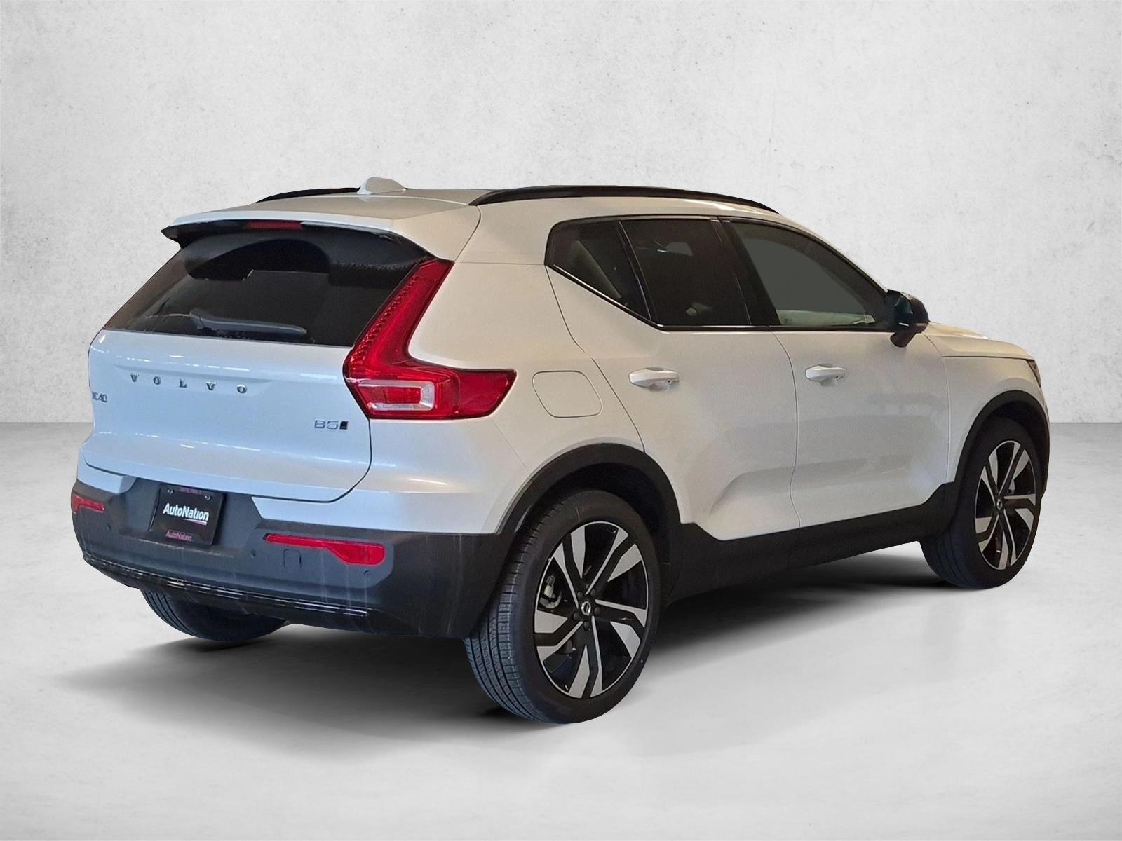 New 2026 Volvo XC40 Plus SUV
