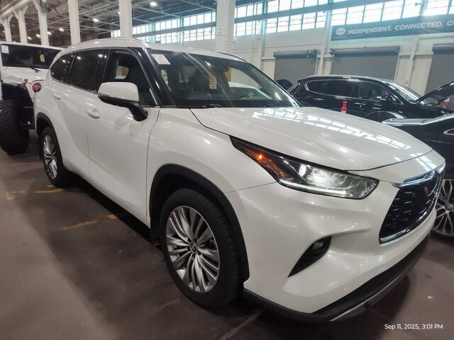 2022 Toyota Highlander Limited