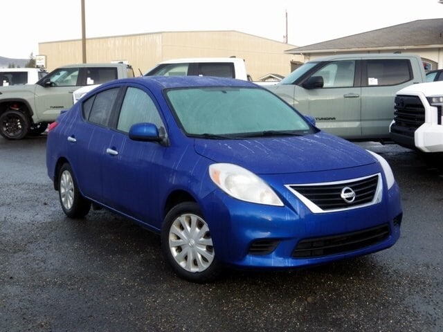 2014 Nissan Versa Sedan SV