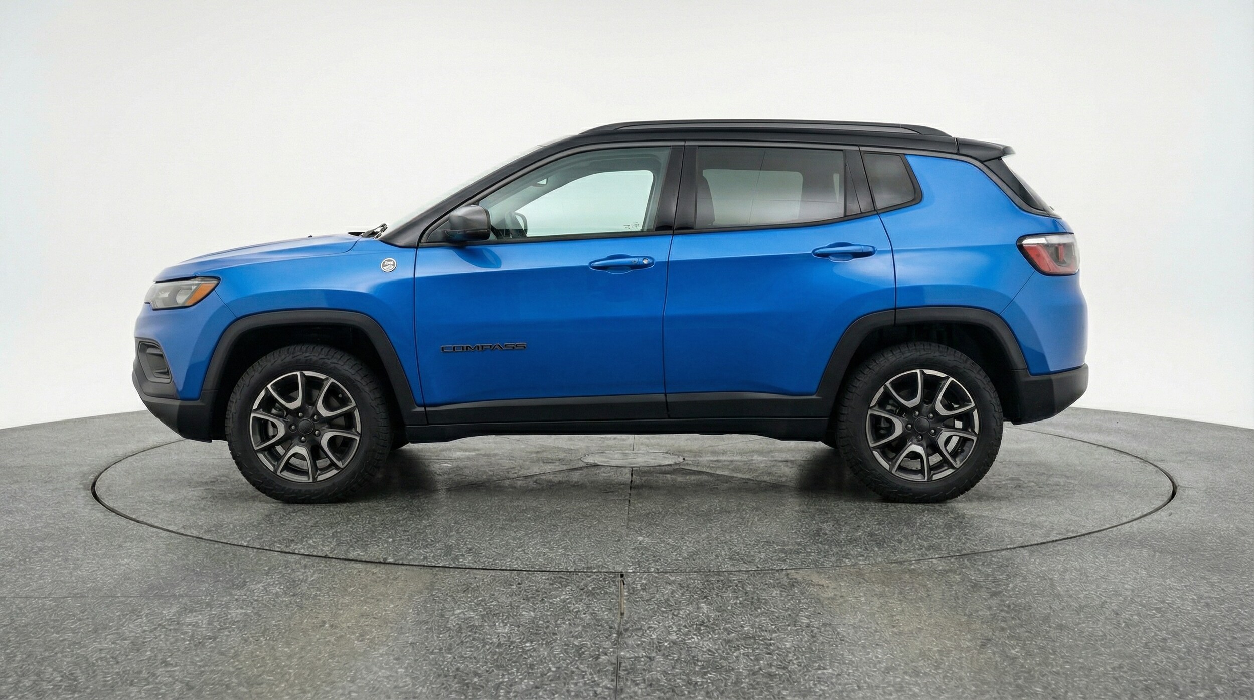 Thumbnail: 2025 Jeep Compass - 4