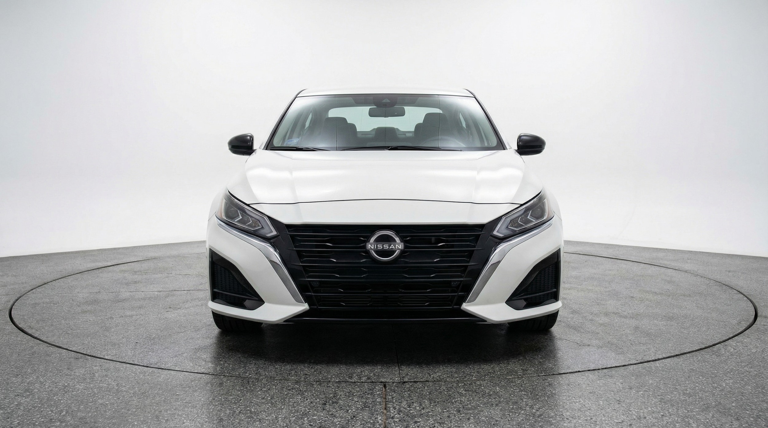 Thumbnail: 2025 Nissan Altima - 2