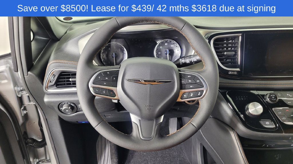 2026 Chrysler Pacifica Pinnacle - Photo 16