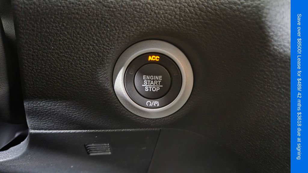 2026 Chrysler Pacifica Select - Photo 22