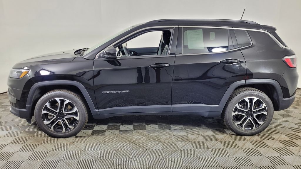2023 Jeep Compass Limited photo 4