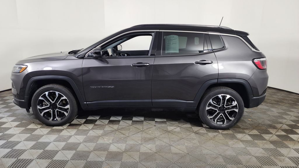 2023 Jeep Compass Limited photo 4