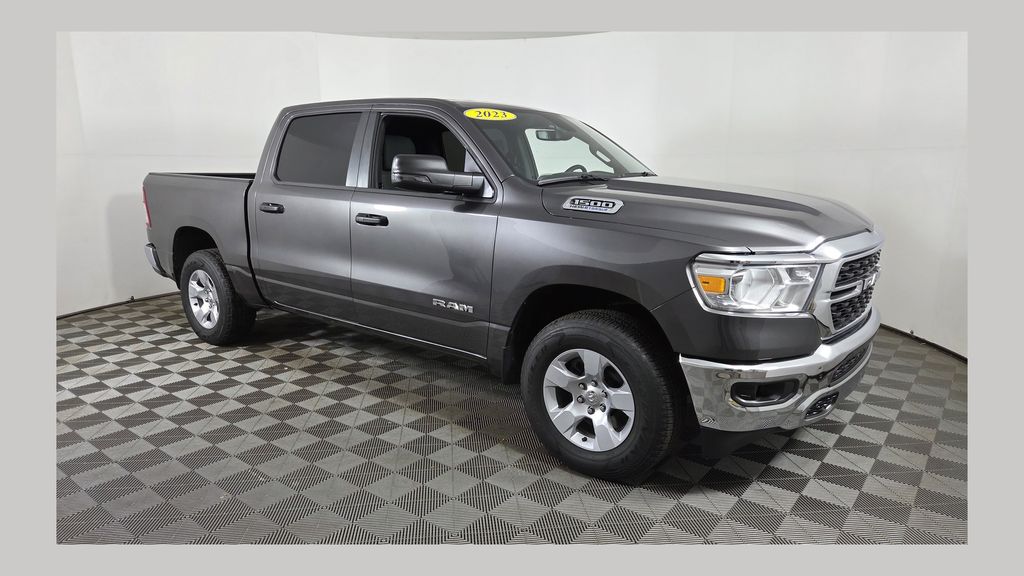 2023 RAM 1500 Big Horn/Lone Star 4x4 Crew Cab 5'7's photo