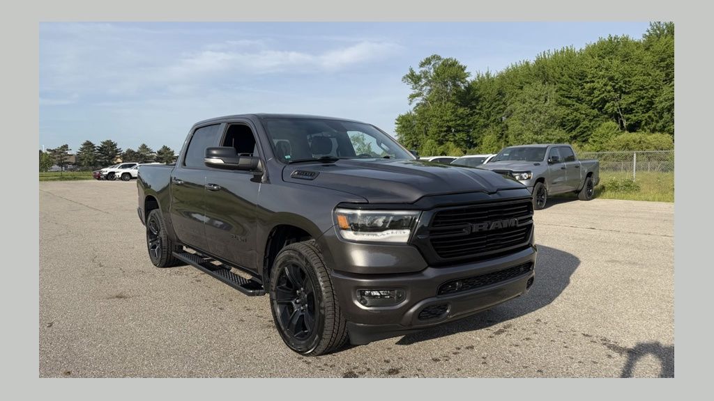 2021 RAM 1500 Big Horn/Lone Star 4x4 Crew Cab 5'7's photo