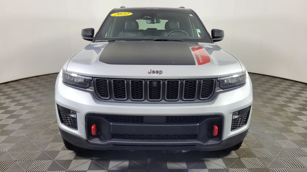 2022 Jeep Grand Cherokee Trailhawk photo 2