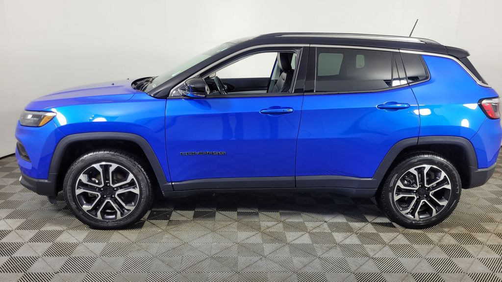 2022 Jeep Compass Limited photo 4
