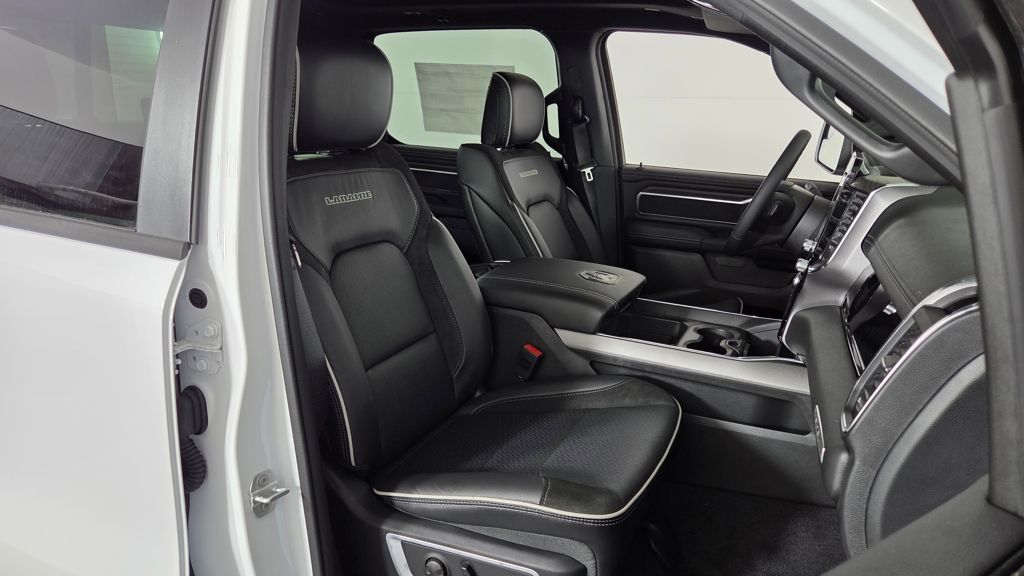 2026 RAM 1500 Laramie - Photo 34