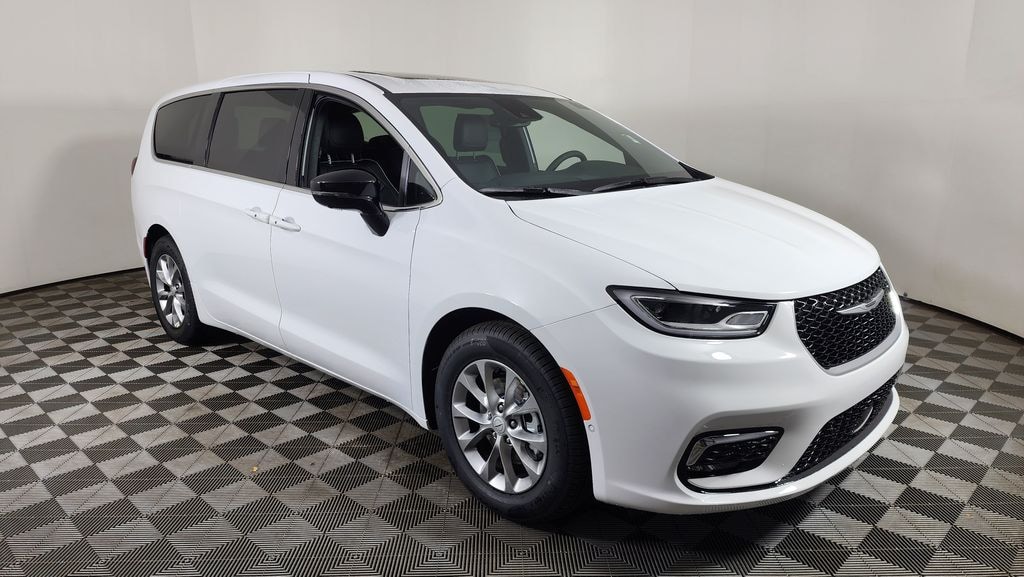 New 2026 Chrysler Pacifica LIMITED Passenger Van