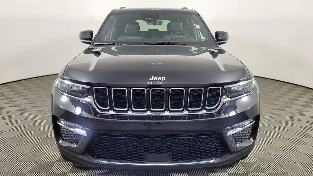 2025 Jeep Grand Cherokee Limited photo 2