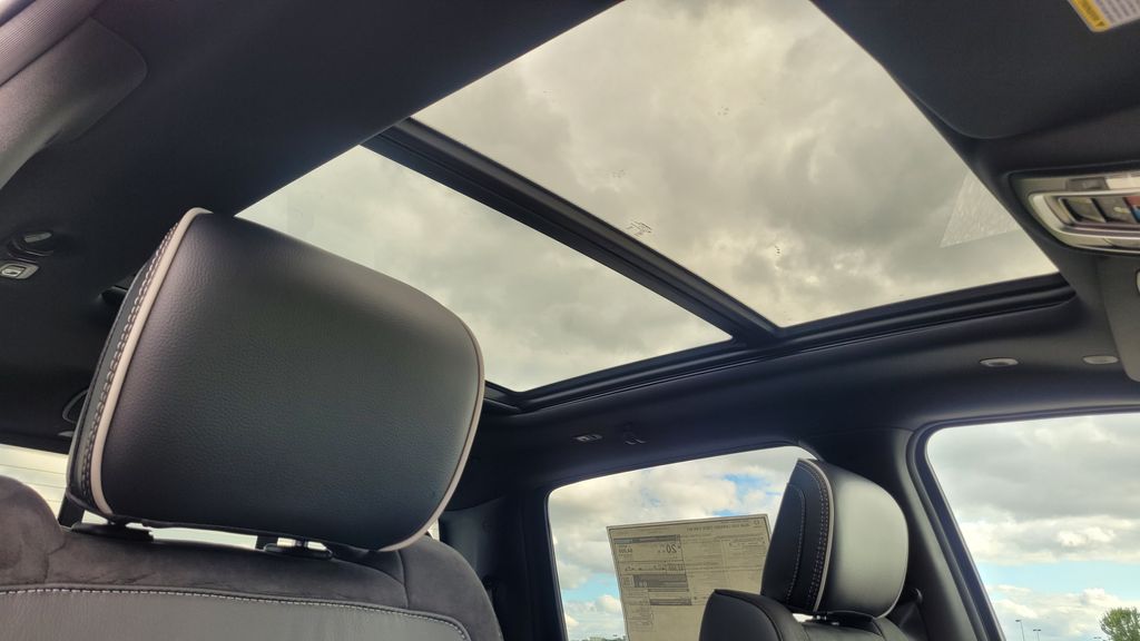 2026 Ram 1500 Laramie photo 3