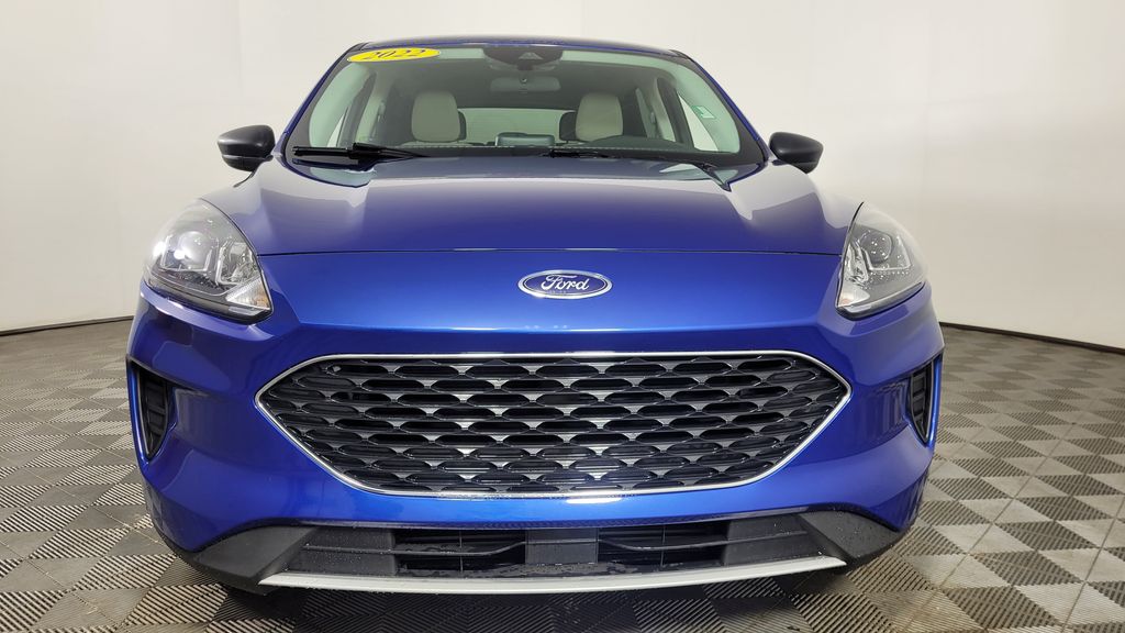 2022 Ford Escape SE photo 2