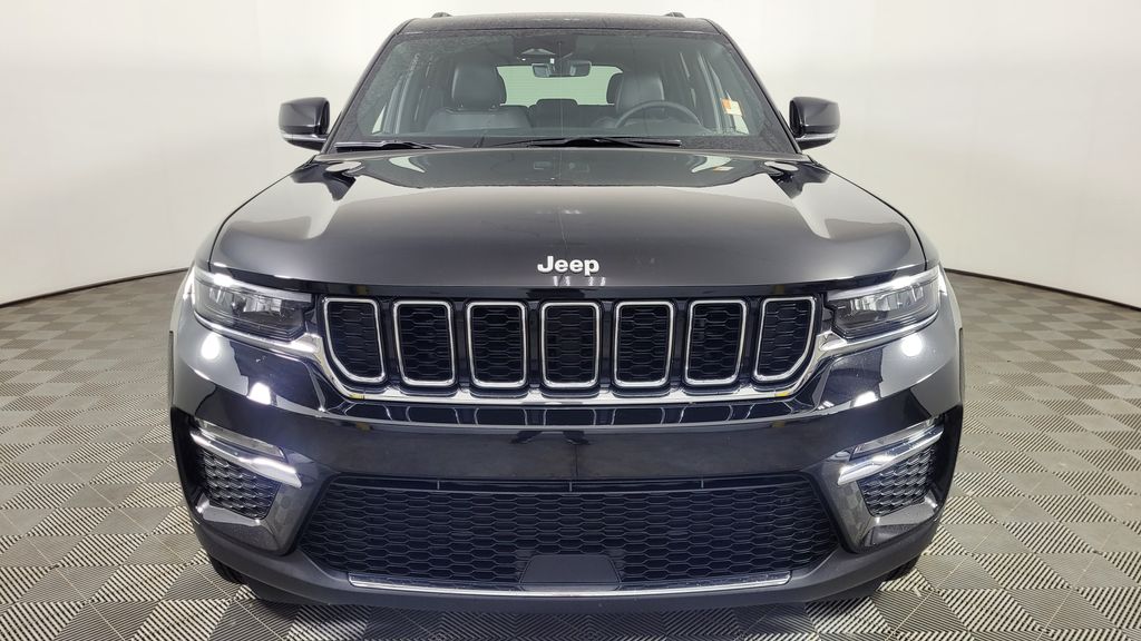 2025 Jeep Grand Cherokee Limited photo 2