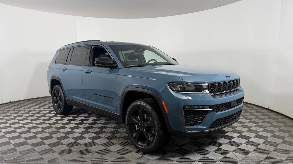 2026 Jeep Grand Cherokee L Limited 4x4's photo