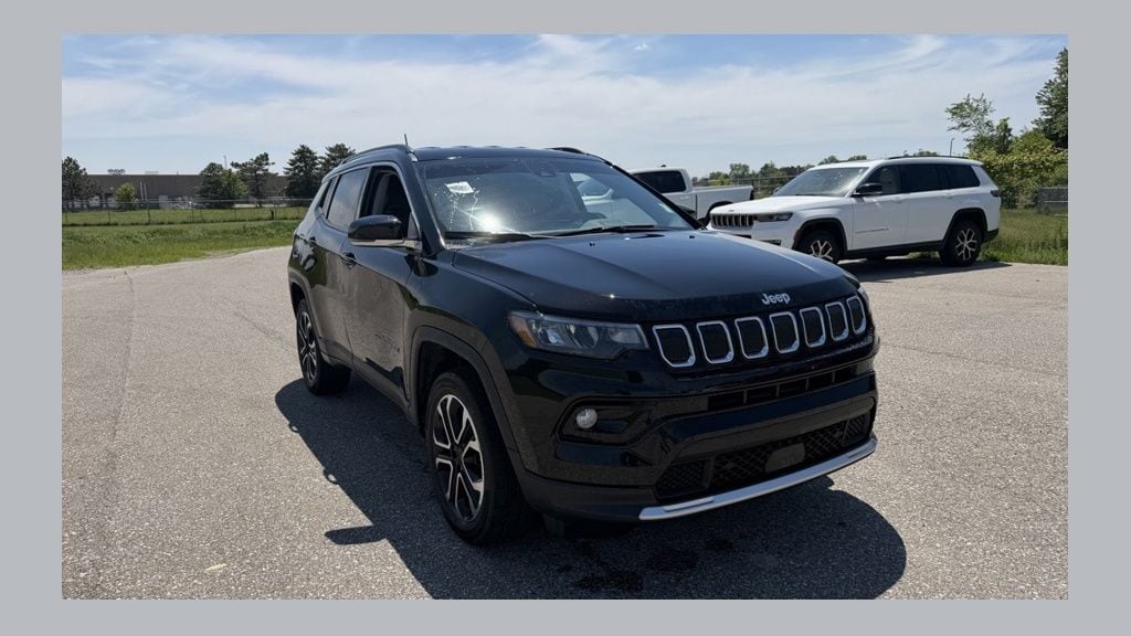 2022 Jeep Compass Limited 4X4's photo