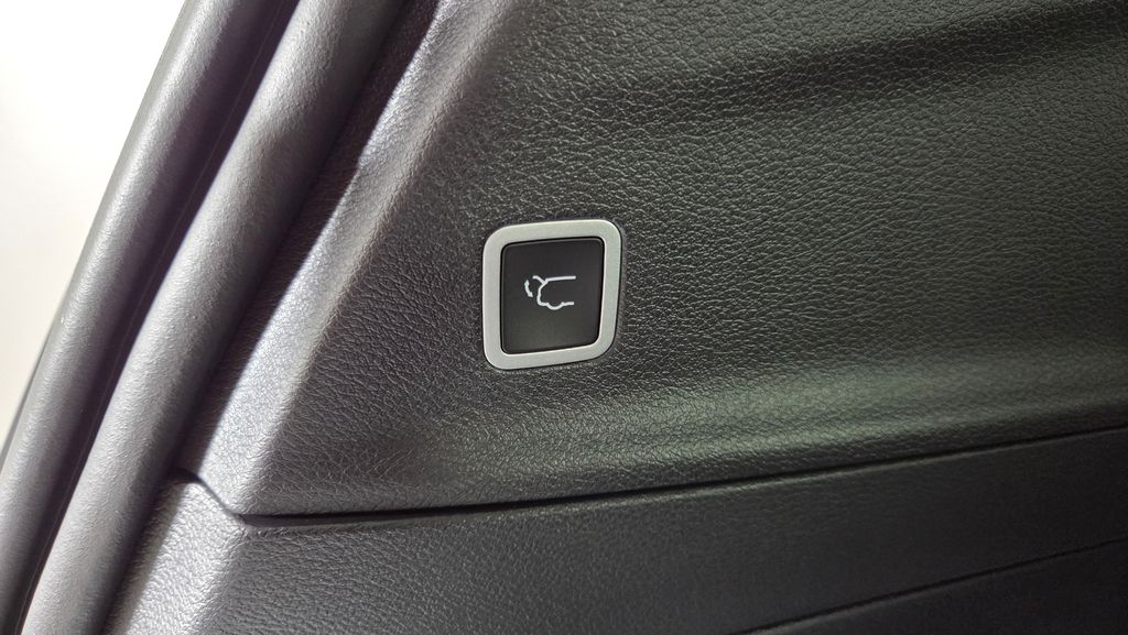 2025 Chrysler Pacifica Select - Photo 11