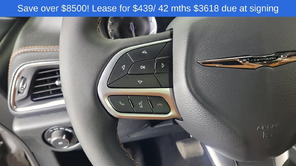 2026 Chrysler Pacifica Pinnacle - Photo 17