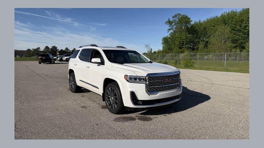 2020 GMC Acadia's photo