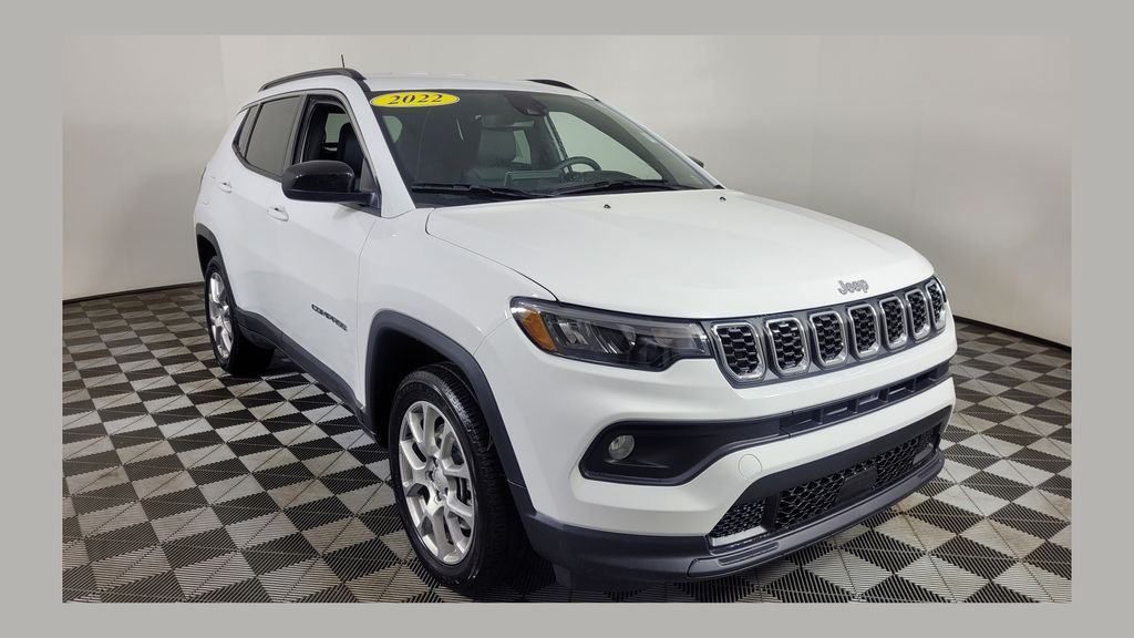 2024 Jeep Compass Latitude Lux's photo