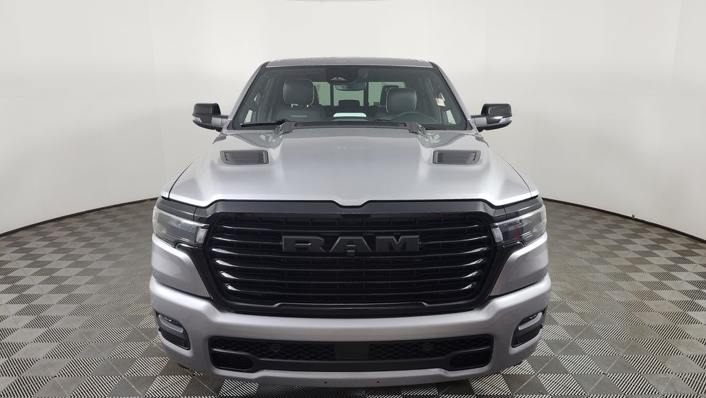 New 2026 Ram 1500 LARAMIE CREW CAB 4X4 6'4 BOX Pickup