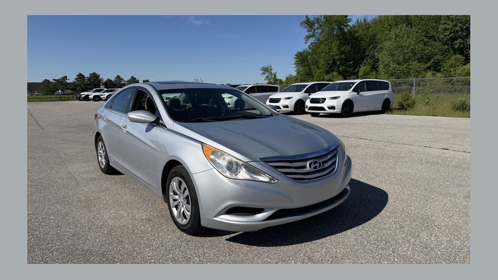 2012 Hyundai Sonata GLS I4 A/T PZEV's photo