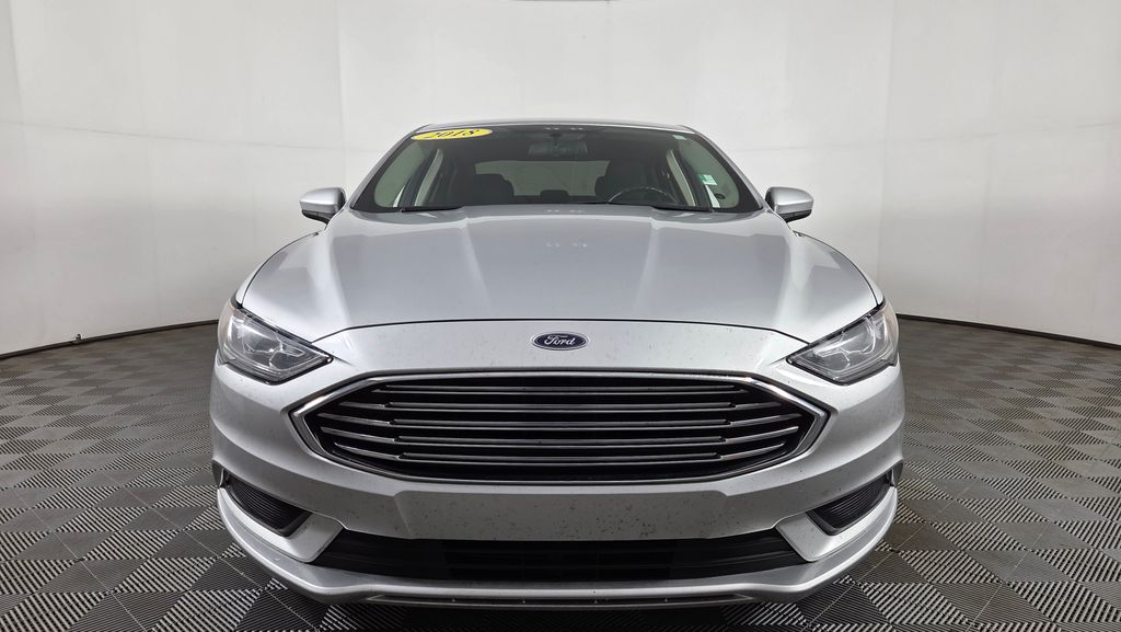 Used 2018 Ford Fusion SE with VIN 3FA6P0HD0JR272763 for sale in Midland, MI