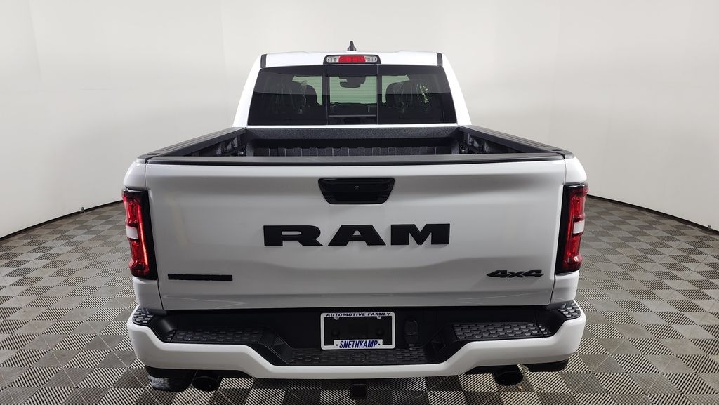 New 2026 Ram 1500 BIG HORN CREW CAB 4X4 5'7 BOX Pickup