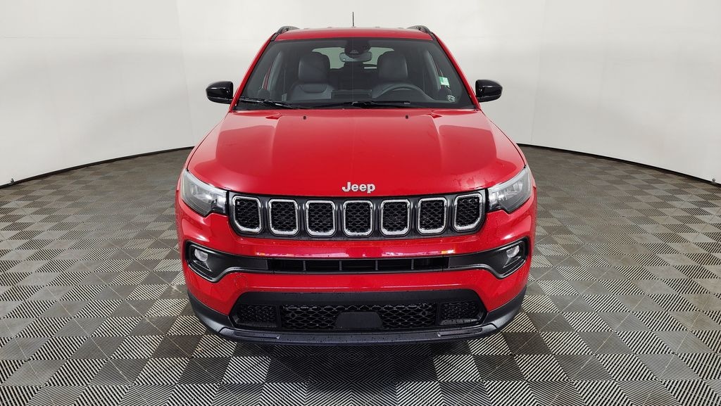 Used 2024 Jeep Compass Latitude Lux SUV