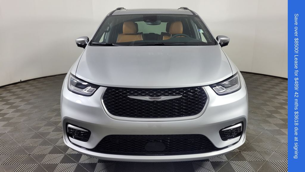 2026 Chrysler Pacifica Pinnacle - Photo 2
