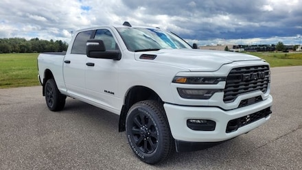 2025 Ram 2500 BIG HORN CREW CAB 4X4 6'4 BOX Pickup