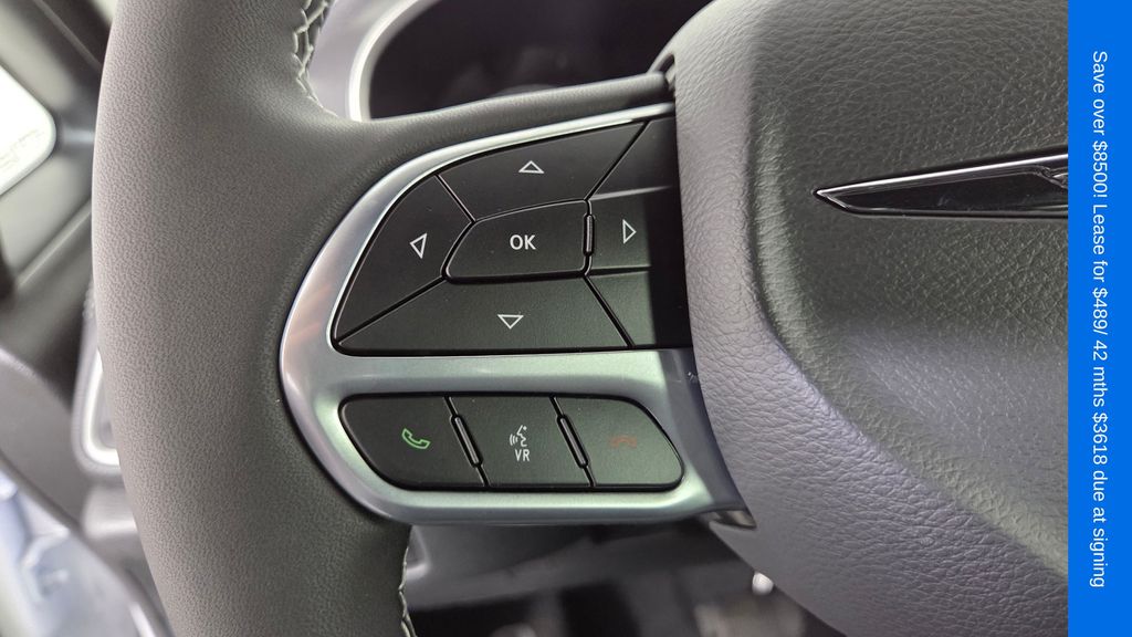 2026 Chrysler Pacifica Select - Photo 18