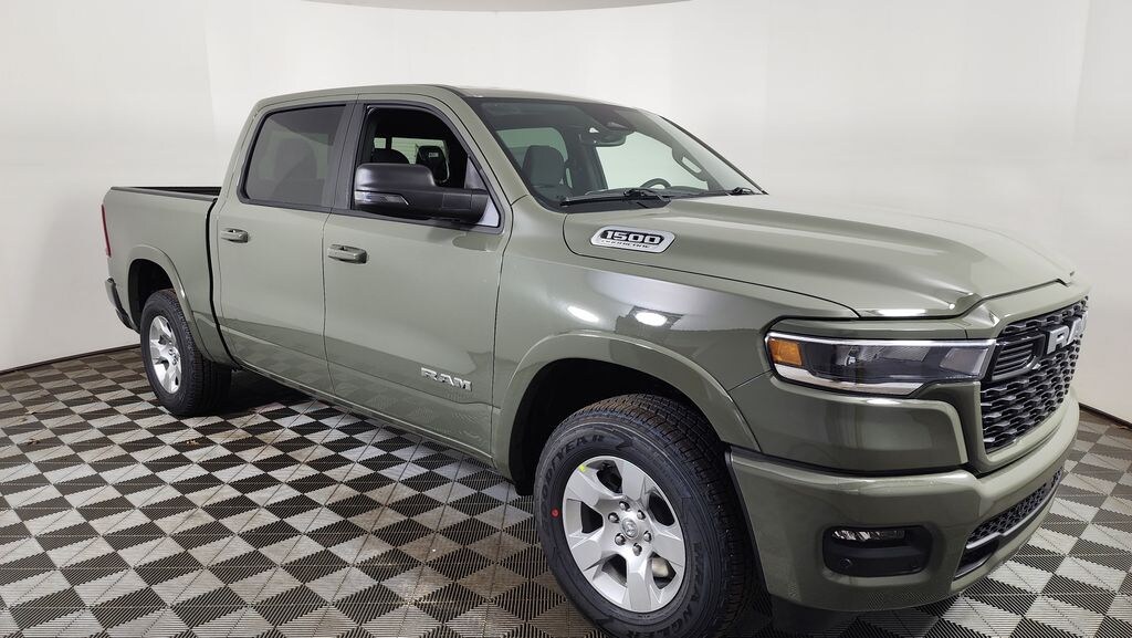 New 2026 Ram 1500 BIG HORN CREW CAB 4X4 5'7 BOX Pickup