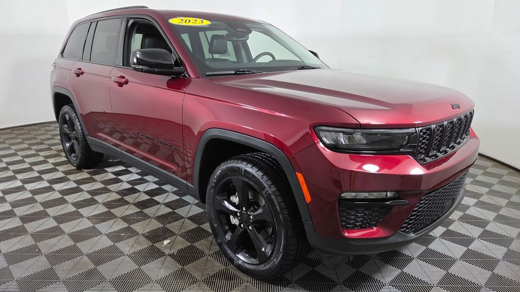 2023 Jeep Grand Cherokee Limited's photo