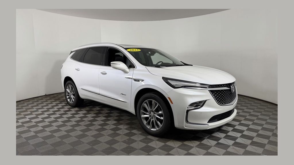2023 Buick Enclave Avenir AWD's photo