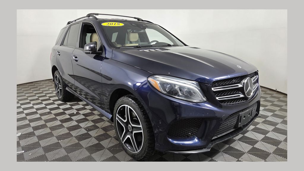 2018 Mercedes-Benz CLA Base's photo