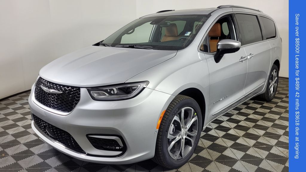 2026 Chrysler Pacifica Pinnacle - Photo 3