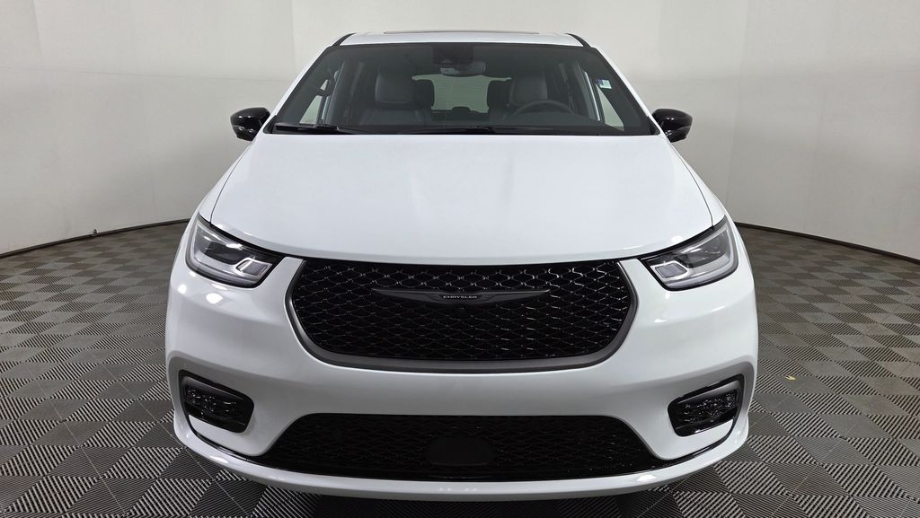 New 2026 Chrysler Pacifica SELECT AWD Passenger Van
