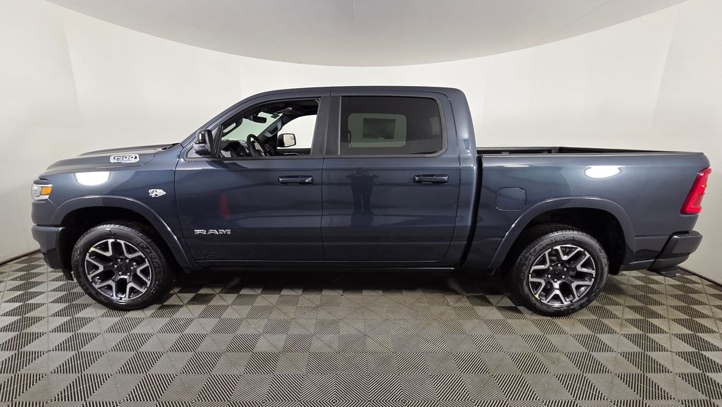 New 2026 Ram 1500 LARAMIE CREW CAB 4X4 5'7 BOX Pickup