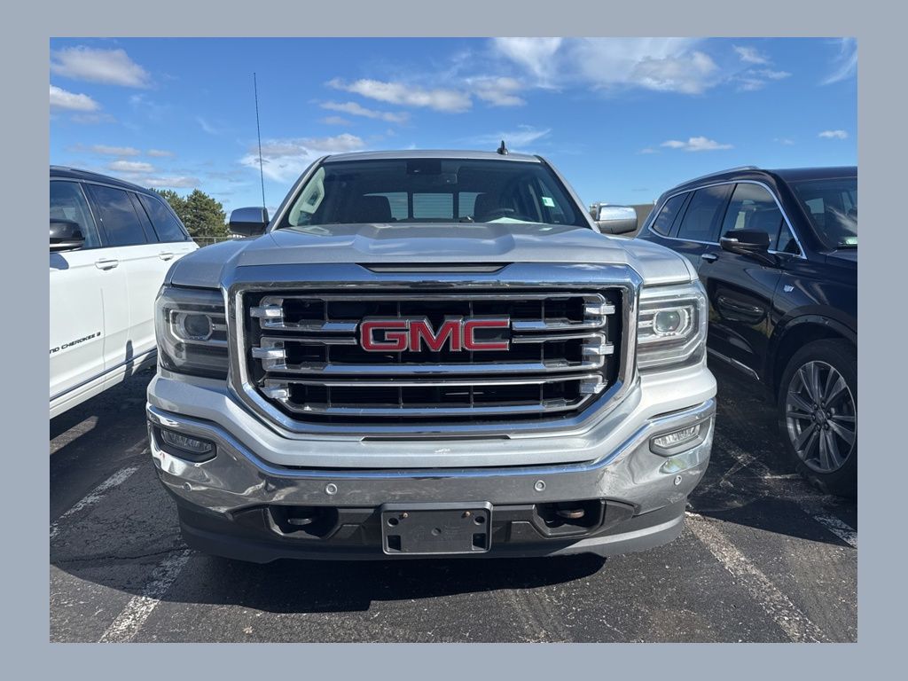 2017 GMC Sierra 4WD Crew Cab Short Box SLT's photo
