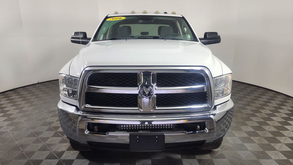 Used 2016 RAM Ram 2500 Pickup Tradesman with VIN 3C6UR5CJ4GG193386 for sale in Midland, MI