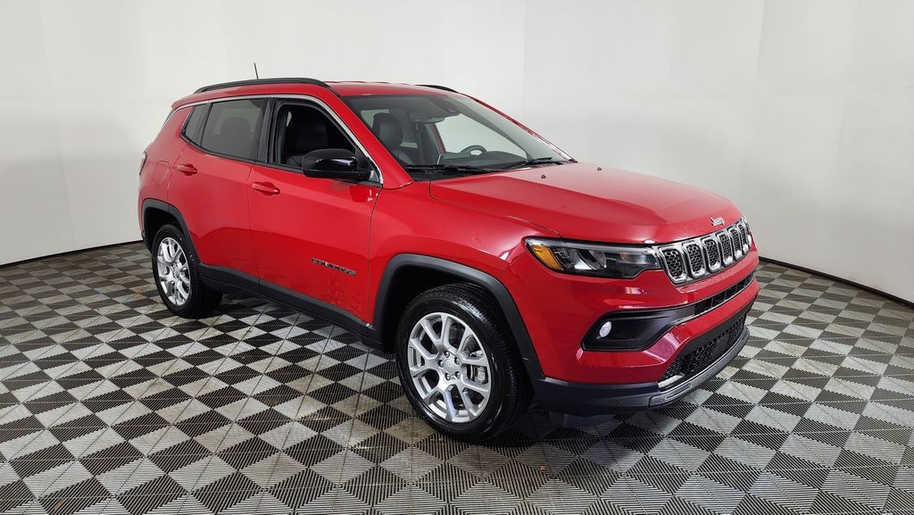 Used 2024 Jeep Compass Latitude Lux SUV