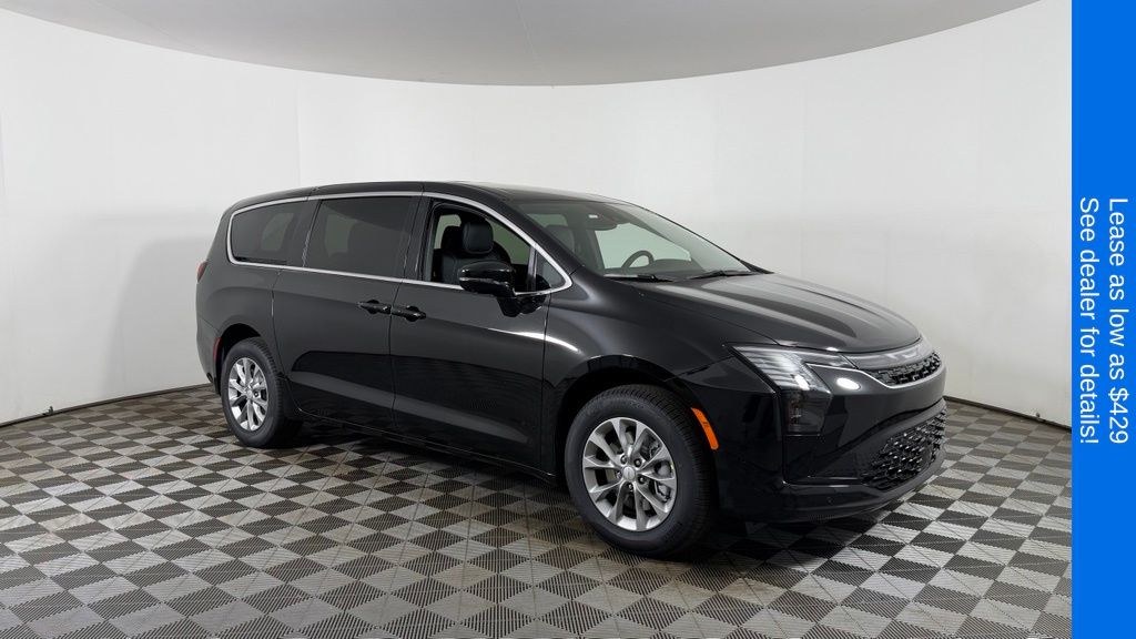 2027 Chrysler Pacifica Select AWD's photo
