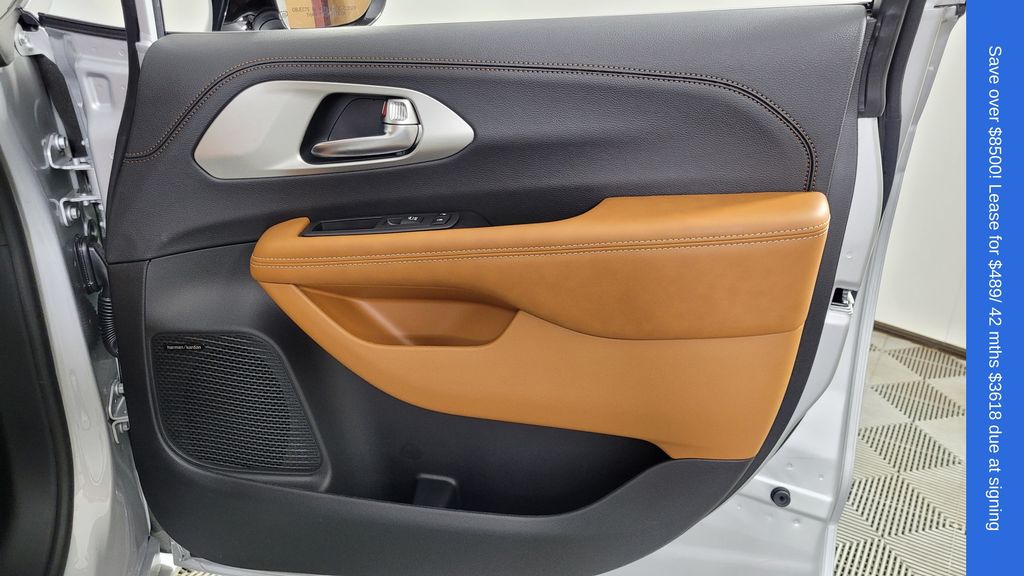 2026 Chrysler Pacifica Pinnacle - Photo 41