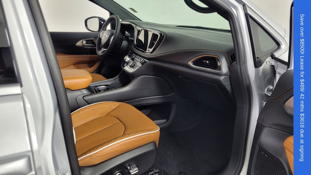 2026 Chrysler Pacifica Pinnacle - Photo 42