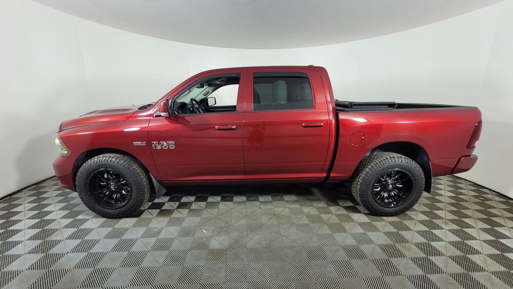 2015 Ram 1500 Sport photo 4