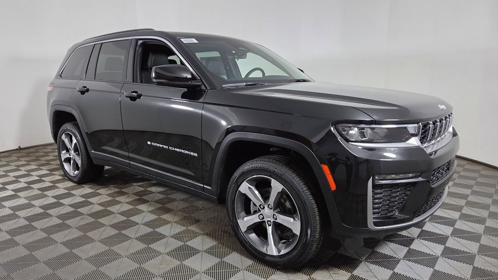2026 Jeep Grand Cherokee Sport Utility 